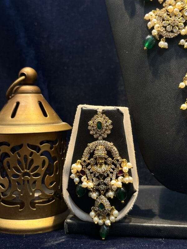 Balaji Pearl and kundan long Chain Set - Image 2